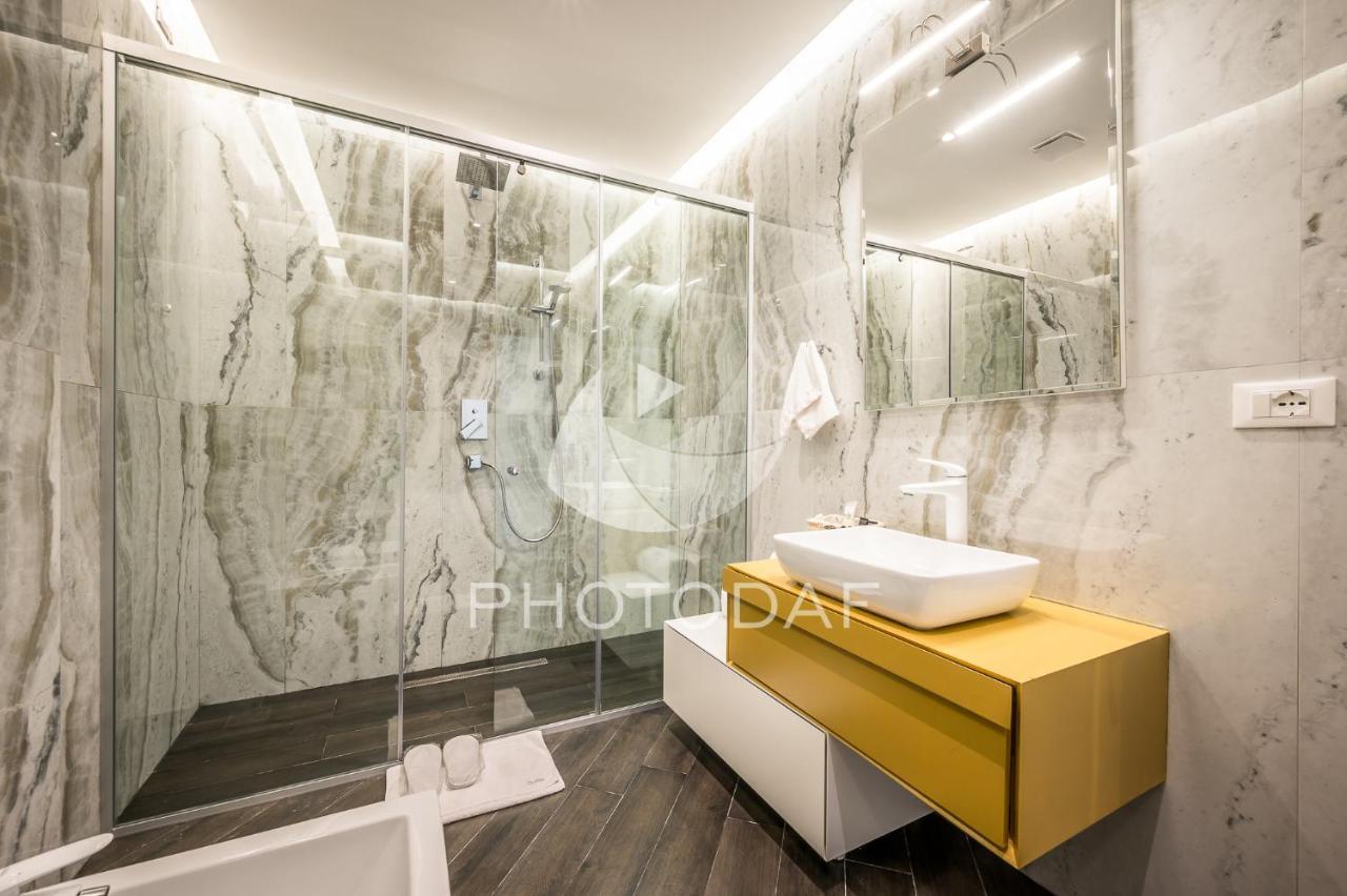 Hotel Delta Durrës Buitenkant foto