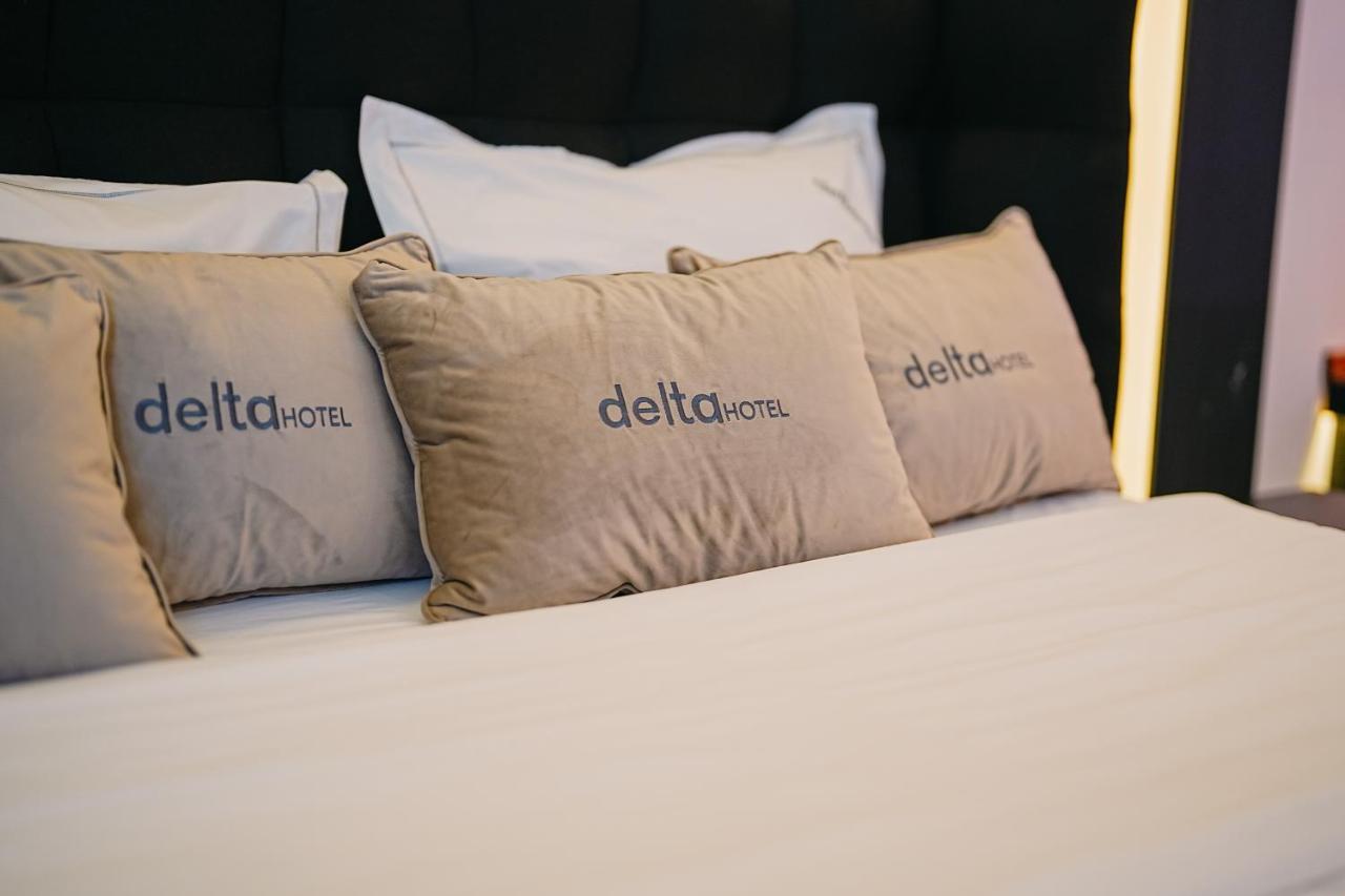 Hotel Delta Durrës Buitenkant foto