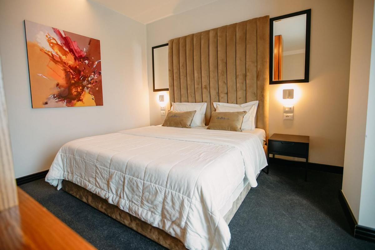 Hotel Delta Durrës Buitenkant foto