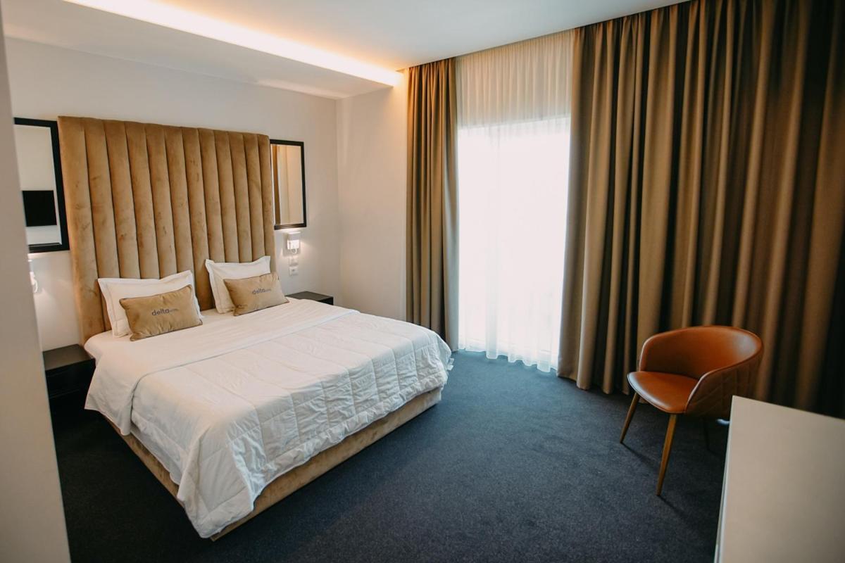 Hotel Delta Durrës Buitenkant foto