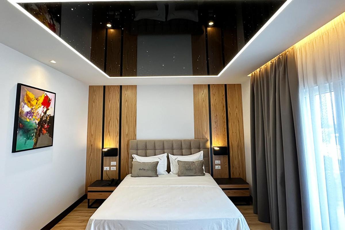 Hotel Delta Durrës Buitenkant foto