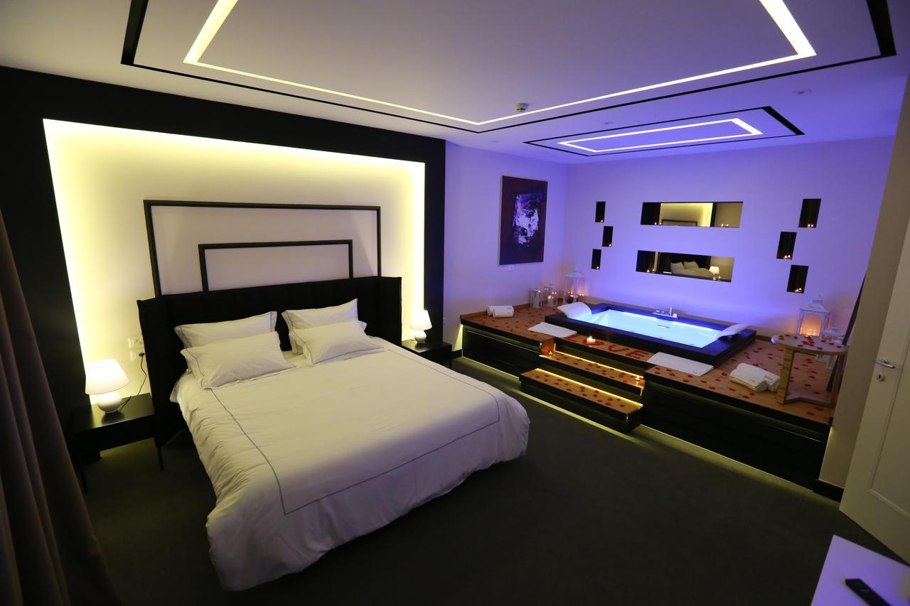 Hotel Delta Durrës Buitenkant foto