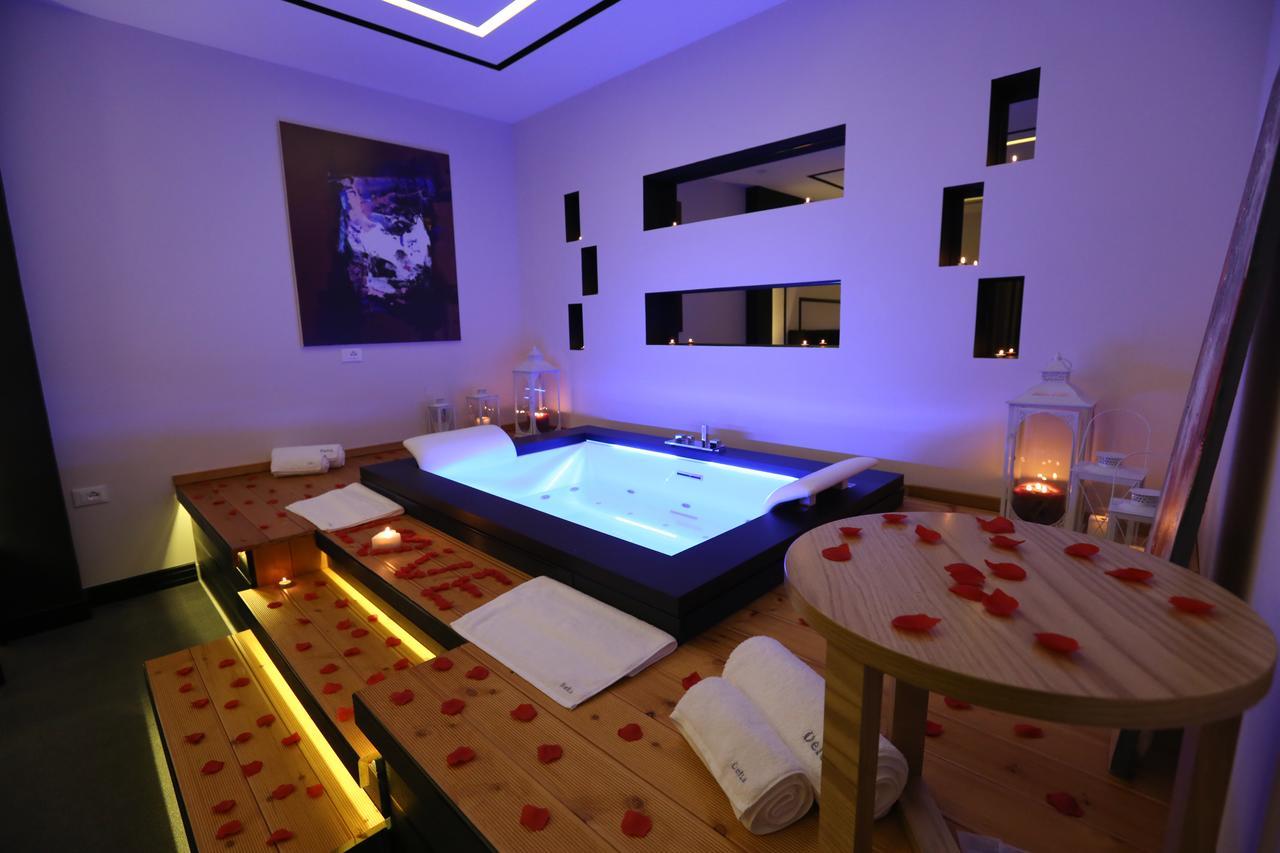 Hotel Delta Durrës Buitenkant foto
